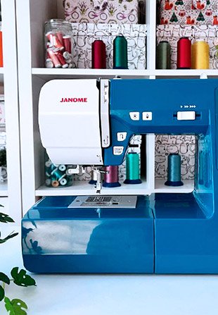 Знакомство с компьютерной швейной машиной Janome TS1115 — Обзоры ...