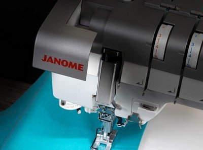 Janome CoverPro 3000 Professional