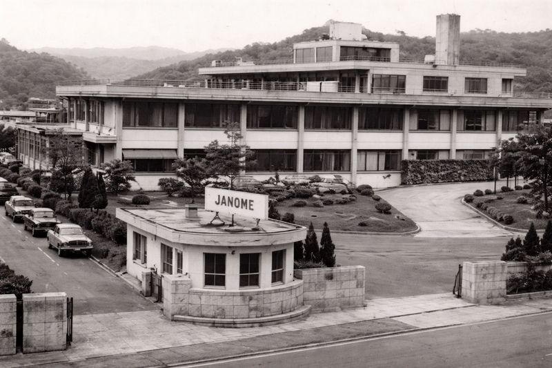 Janome 105 лет. Изображение 2