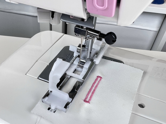 Чем отличается петля-автомат от петли-полуавтомат на швейной машинке?