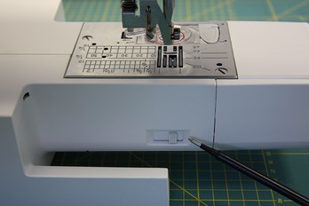 Швейный органайзер с игольницей на Janome HomeDecor 6180