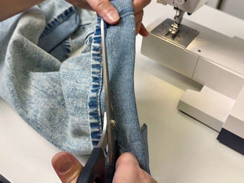 Как подшить джинсы и сохранить фабричный край дома. Изображение 6