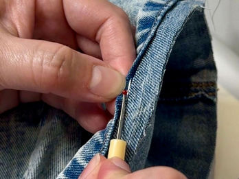 Как подшить джинсы и сохранить фабричный край дома. Изображение 7