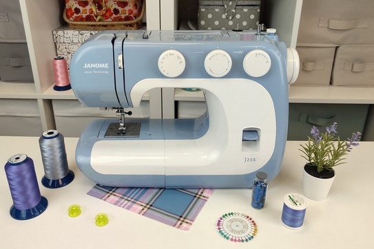 Janome J255