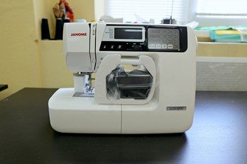 Тест-драйв Janome 4120QDC