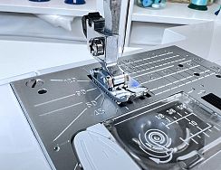 Janome Прямострочная лапка, 200-331-009 – купить в Москве и с доставкой по России